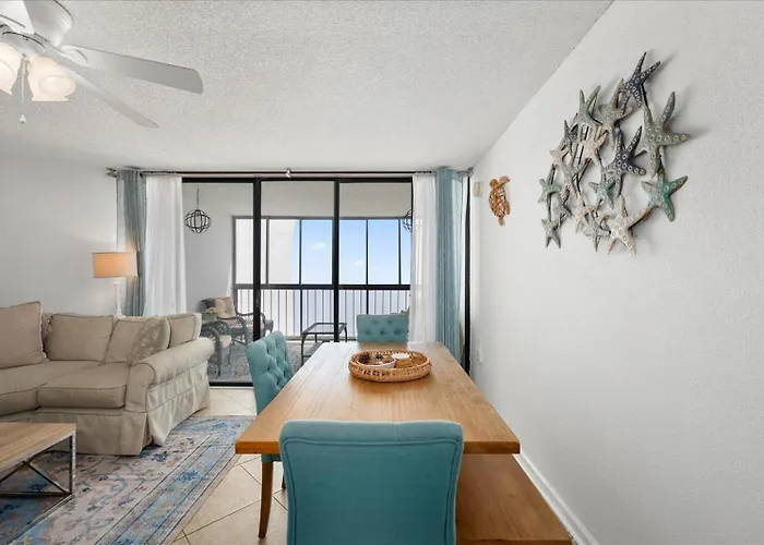 Beautiful Ocean Views From Your Balcony! Holiday home *