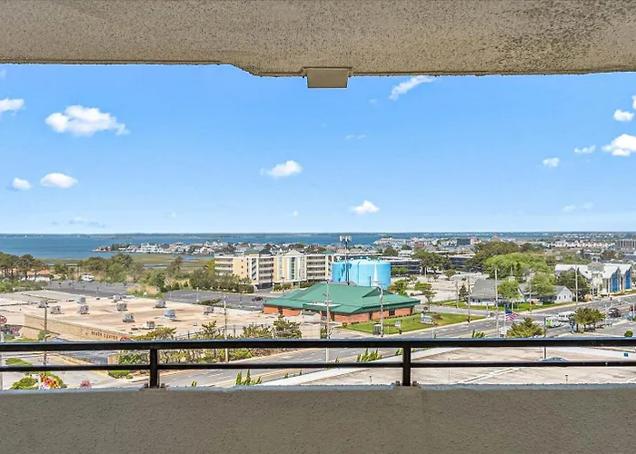 Beautiful Ocean Views From Your Balcony!