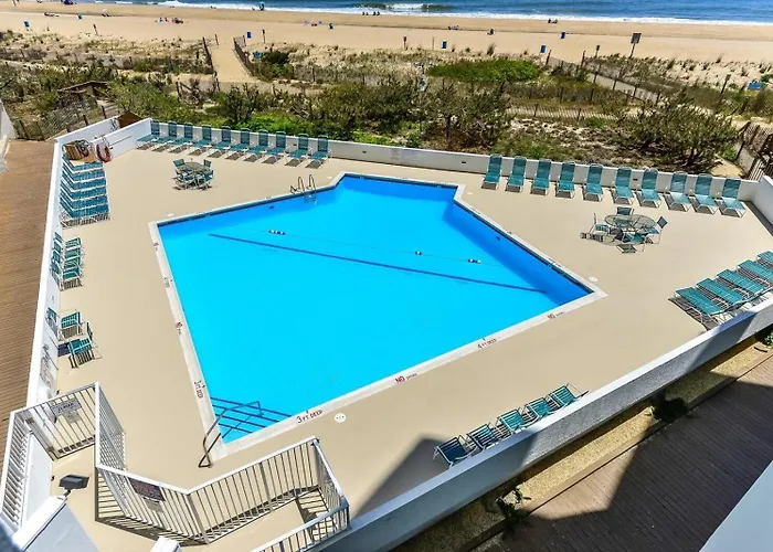 Beautiful Ocean Views From Your Balcony! Holiday home *
